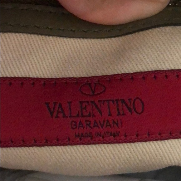 Valentino - Picture 4 of 5